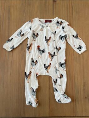 Milkbarn Baby 3-6M White Footed One-Piece with Rooster Chicken Farm Organic
